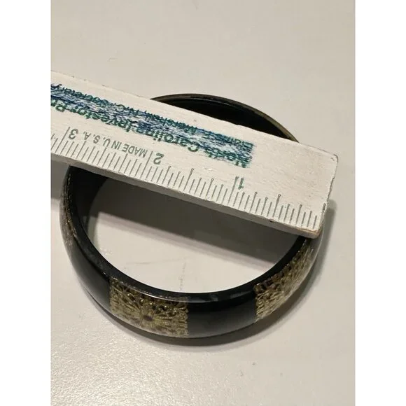 vintage black lucite bangle intricate brass inlay Chunky Bracelet - Picture 5 of 7